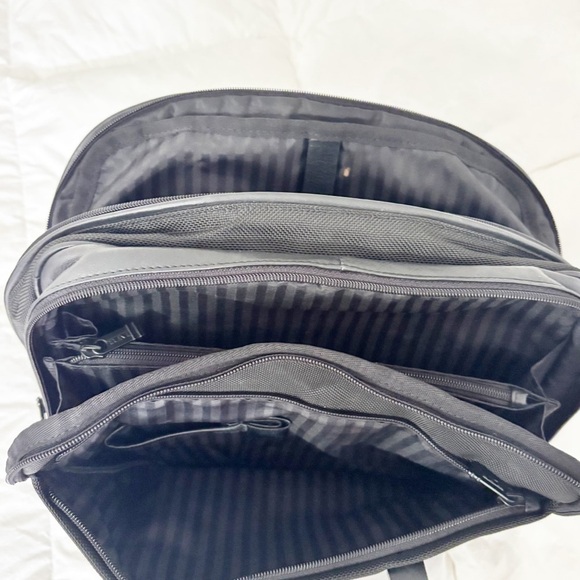 TUMI Laptop Briefcase Art Folio Zip Case Bag in Black BALLISTIC Nylon/Leather - Picture 13 of 16